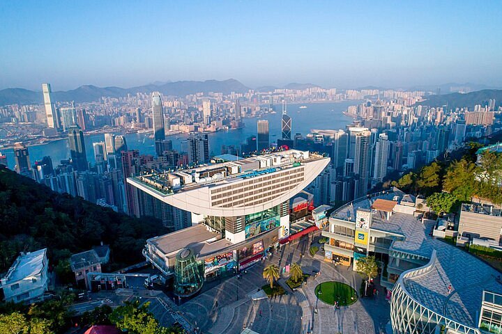 Victoria Peak Skyline Tour